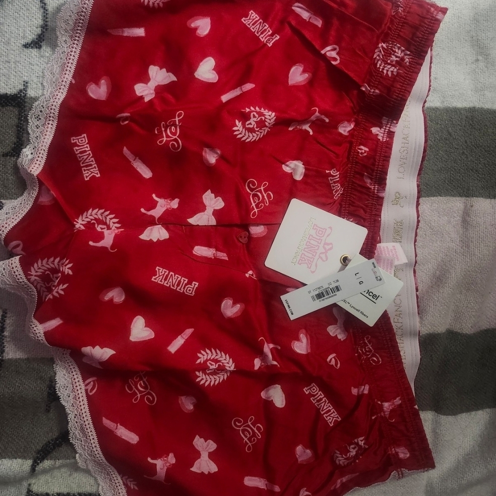 PINK Victoria's Secret Red Heart Print Shorts